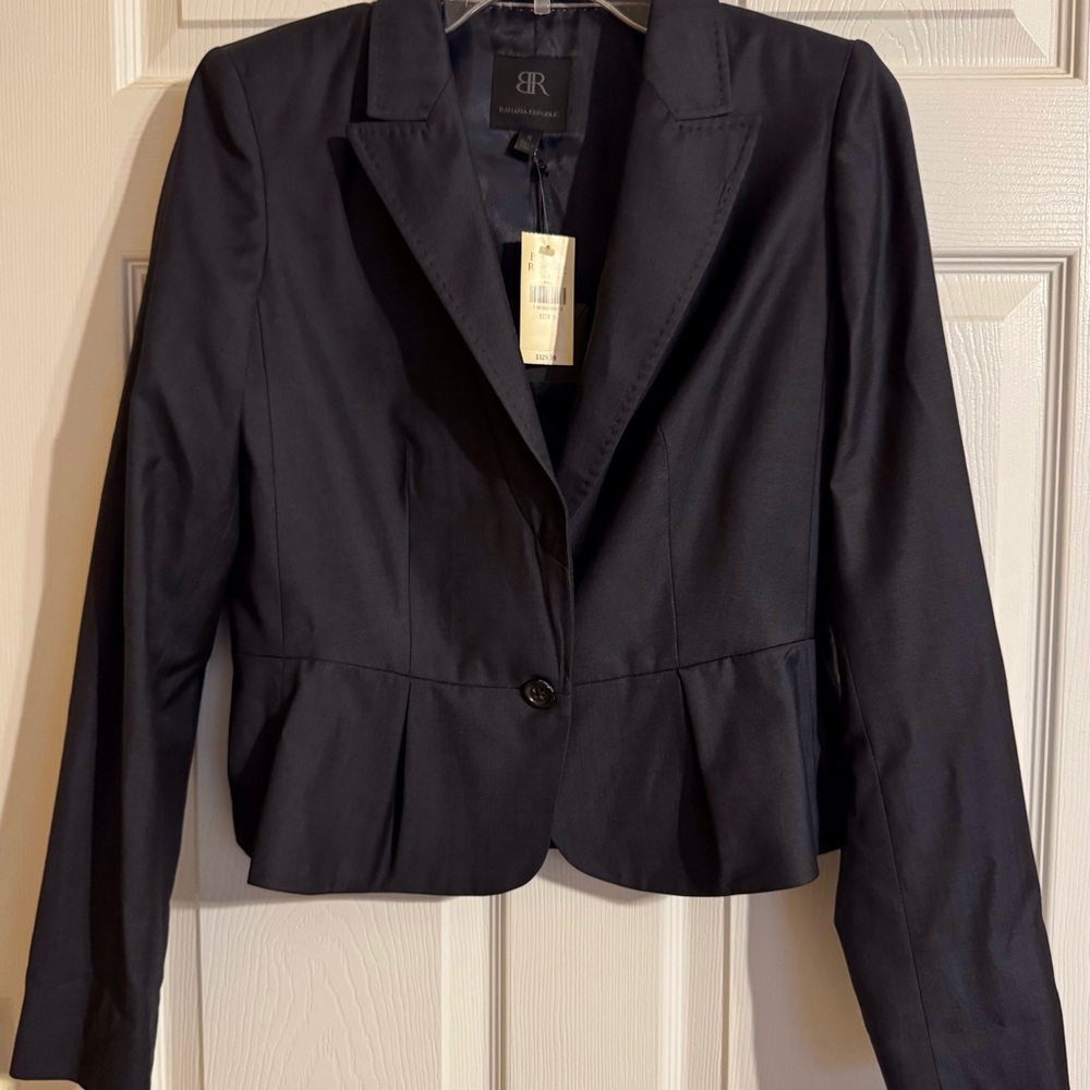 Banana Republic Classic Fit Navy Blue Blazer Size 6 NWT